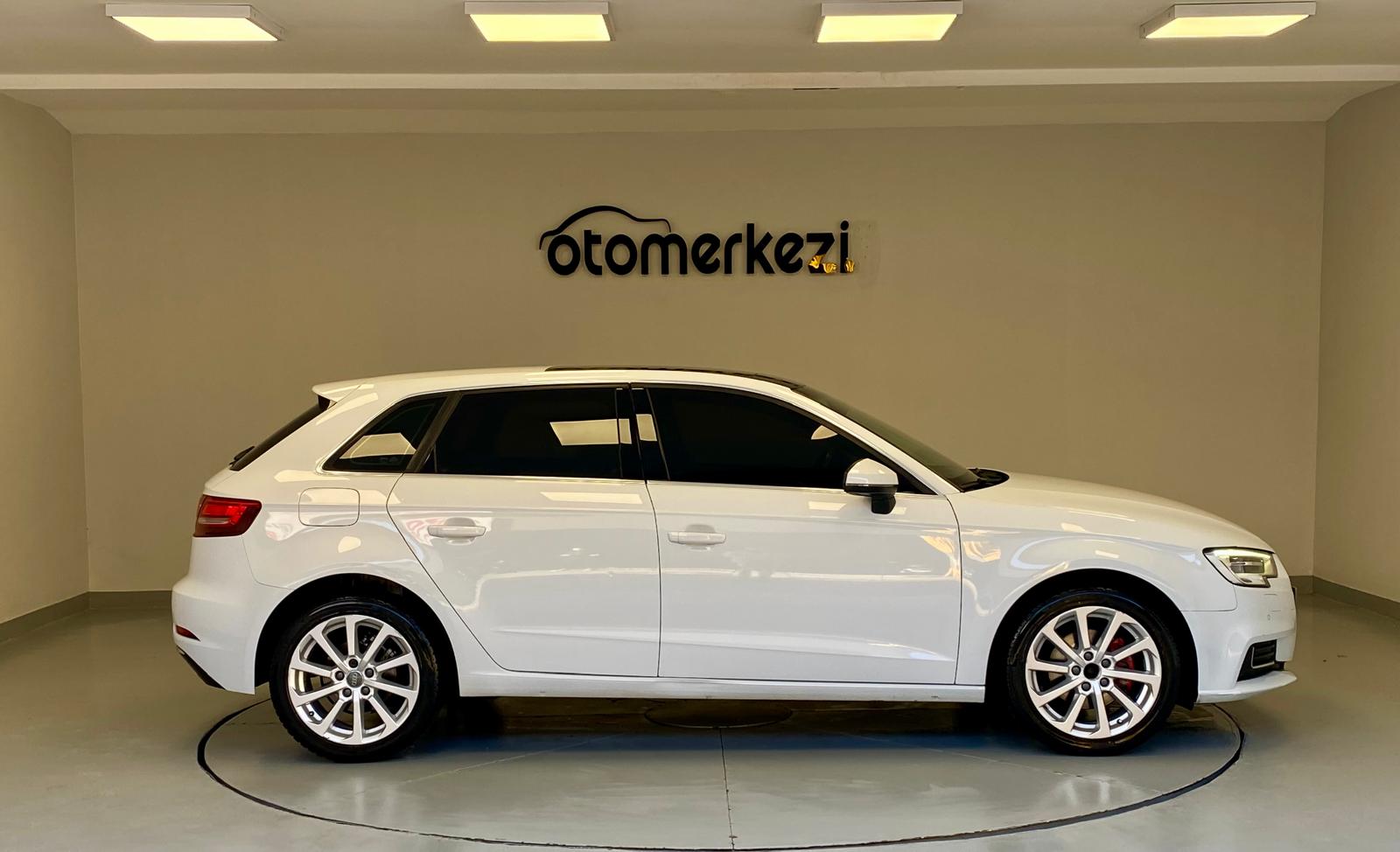 AUDI A3 7